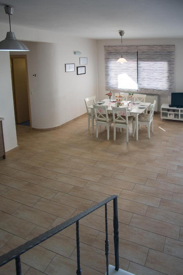 פלטאריה Velanidia Apartments מראה חיצוני תמונה